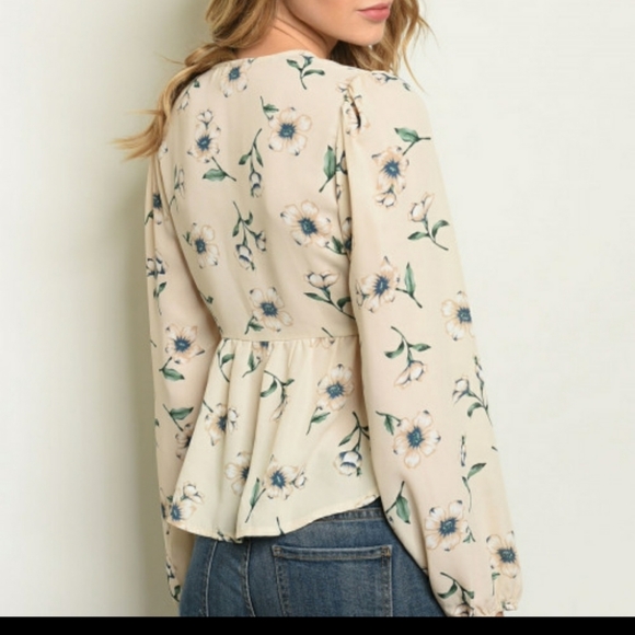 NWT BOUTIQUE TOP - Picture 2 of 11